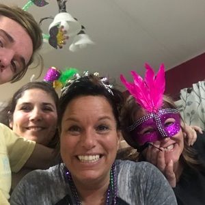 Meet your Posher, Sherry